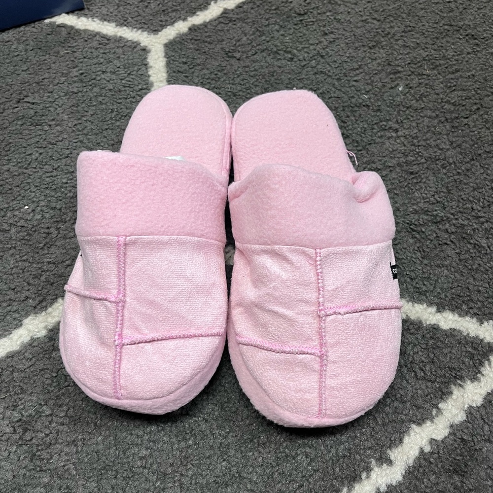 conair massaging slippers size onsize fits all